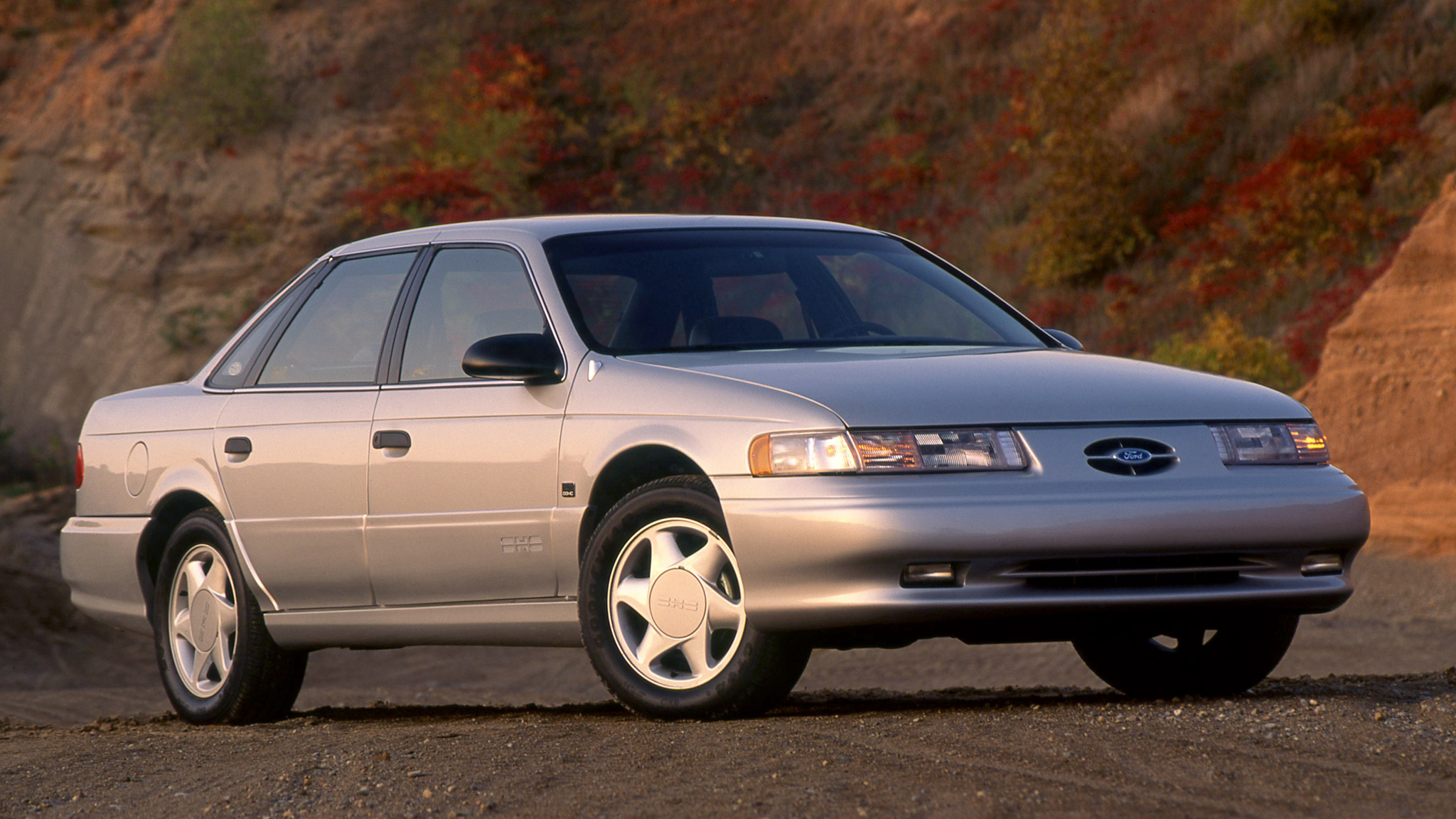 1992 Ford Taurus SHO1