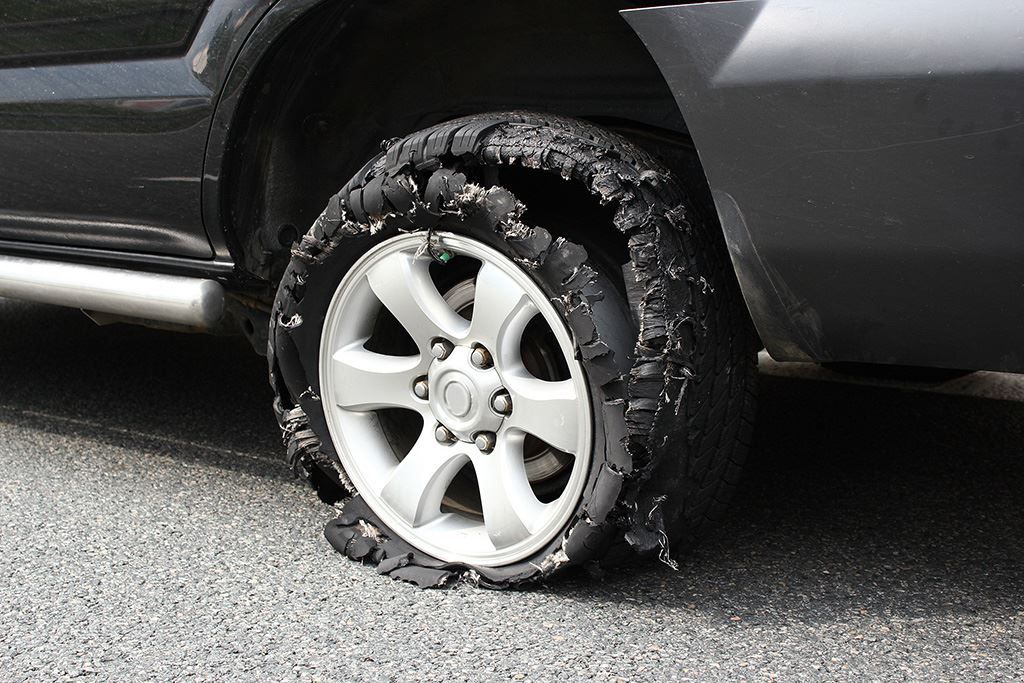 How to Avoid Common Tire Blowout Scenarios