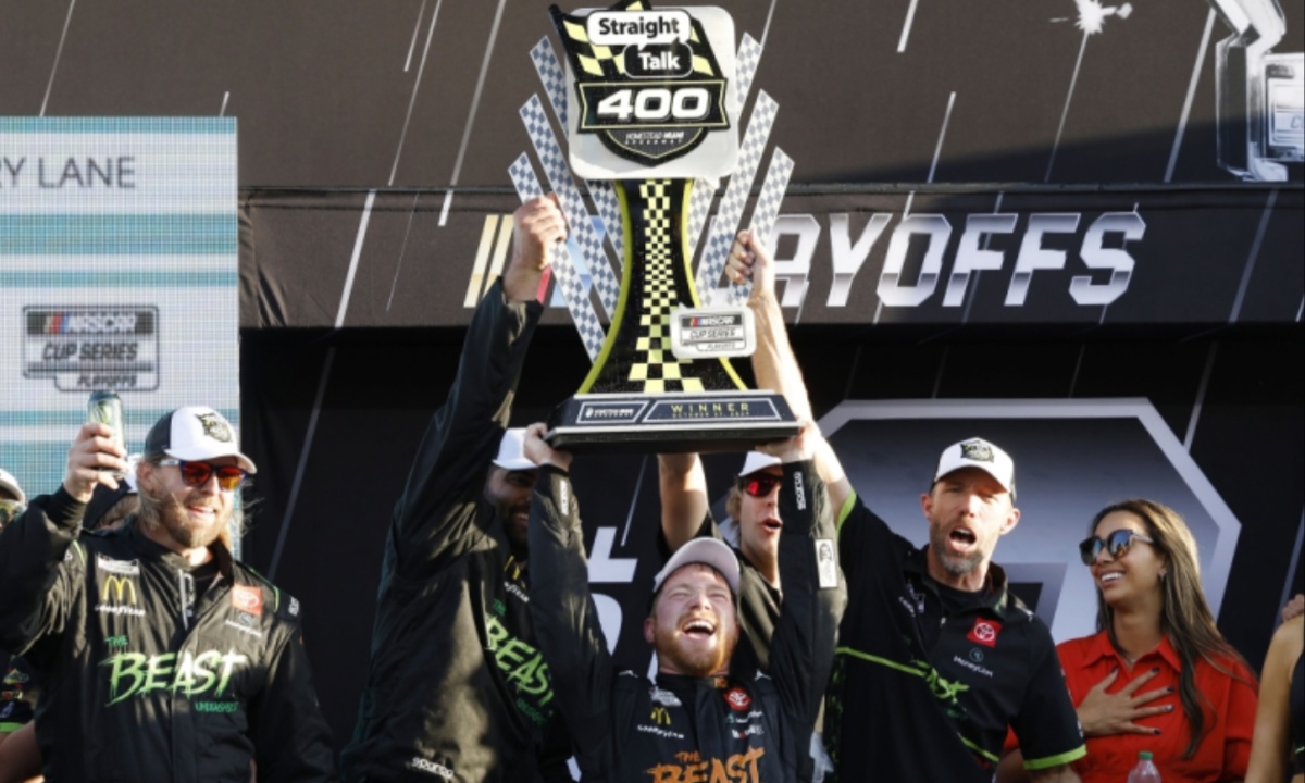 Inside the NASCAR Cup Series Championship Race Tyler Reddick’s Quest Ends as Blaney Claims Title