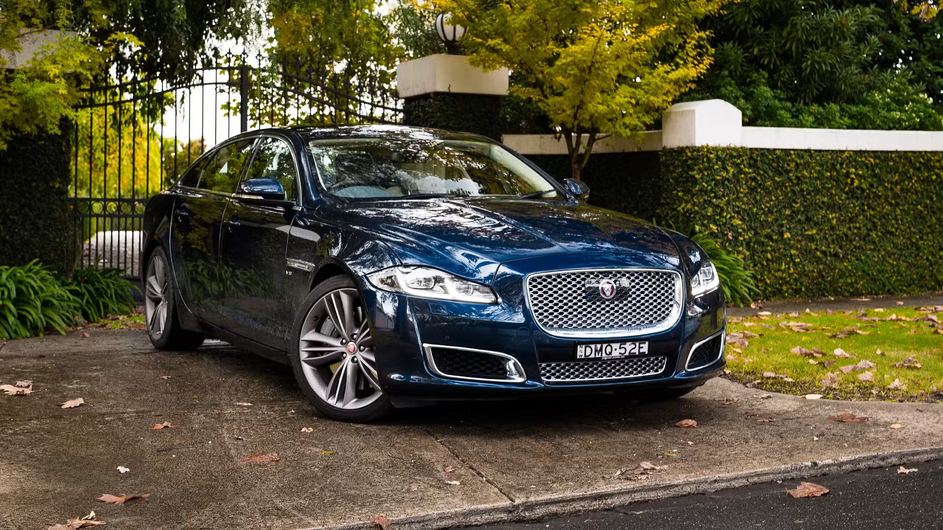 Jaguar XJ