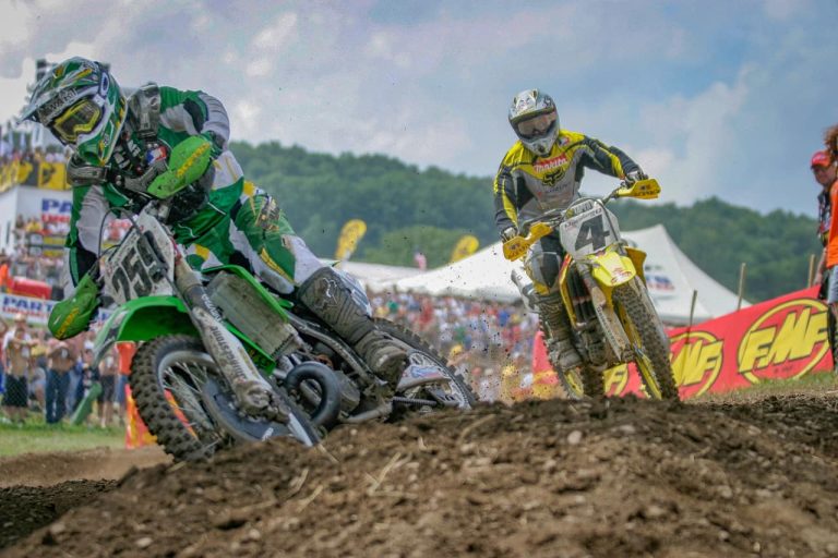 James Stewart's Challenging 2005 Supercross and Outdoor Season Amidst Carmichael's Dominance