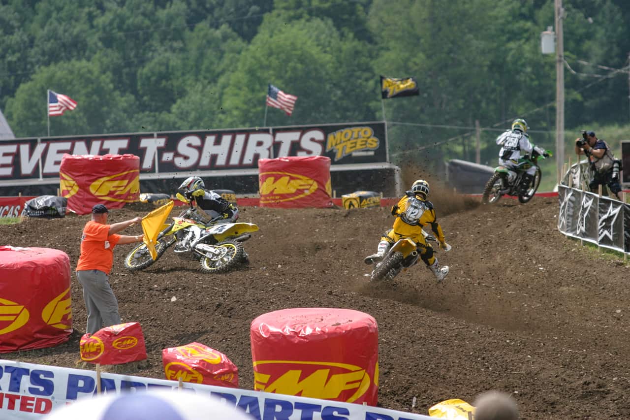 James Stewart's Challenging 2005 Supercross and Outdoor Season Amidst Carmichael's Dominance1