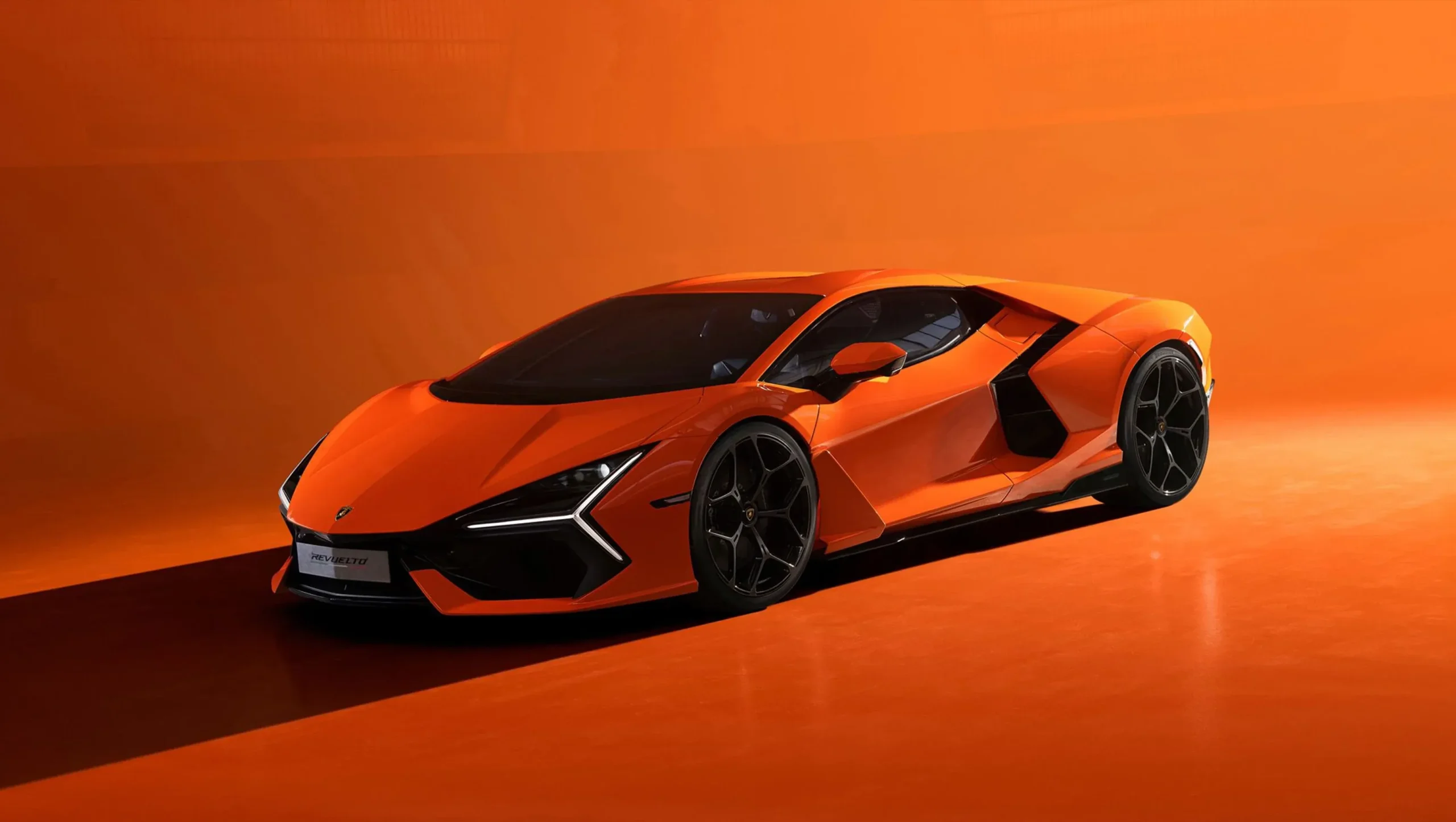 Lamborghini Revuelto Redefines Hybrid Hypercar Excellence with Power, Innovation, and Luxury