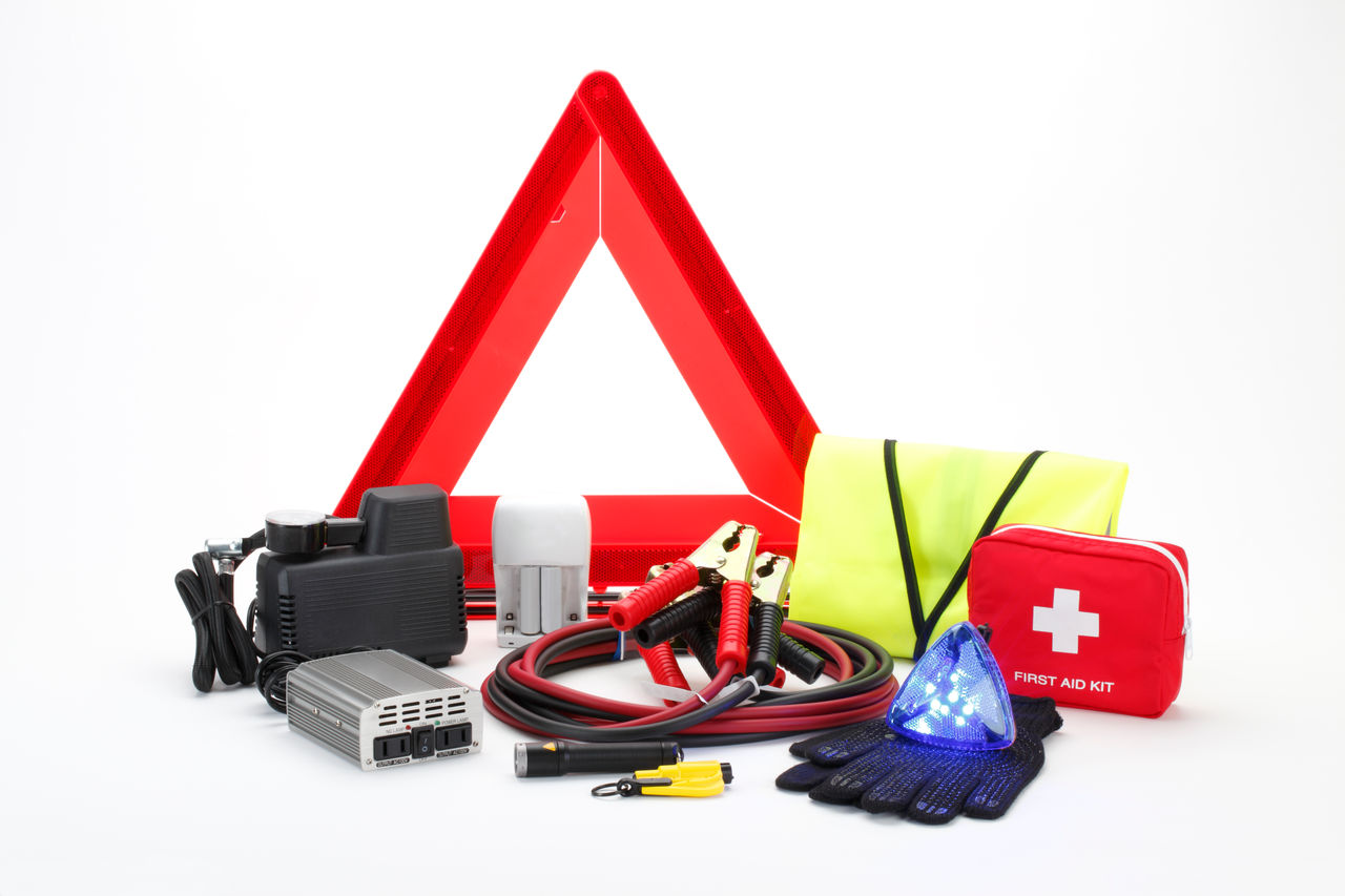 Complete emergency kit for car