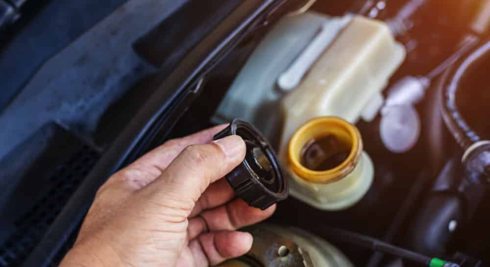 Signs of Brake Fluid Issues