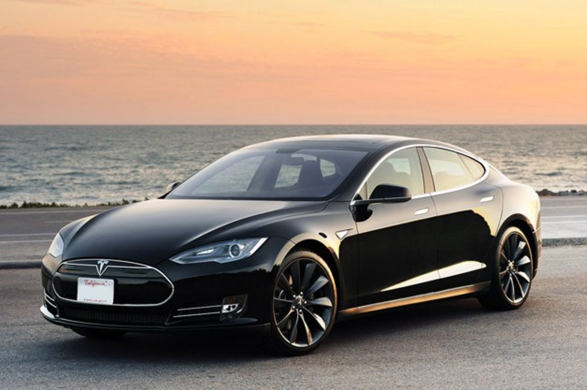 Tesla Model S (2012)