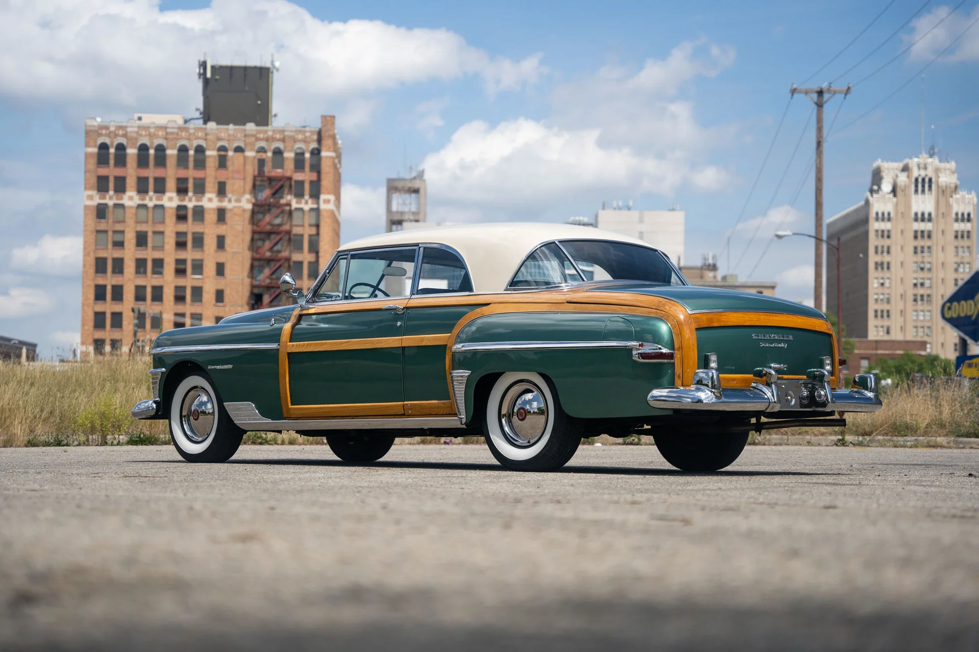 1950 Chrysler Town & Country Newport Coupe1