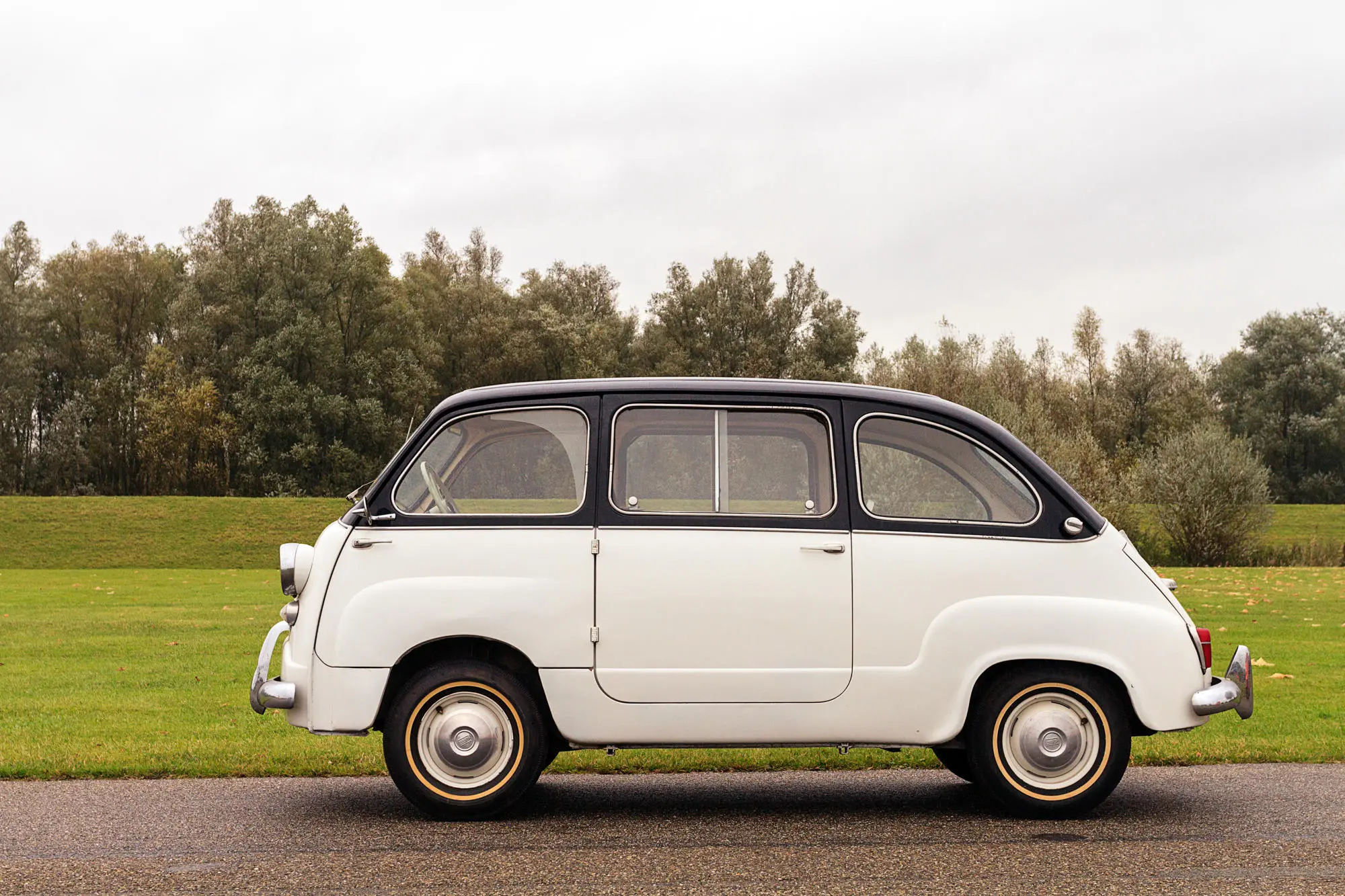 1956 Fiat 600 Multipla1