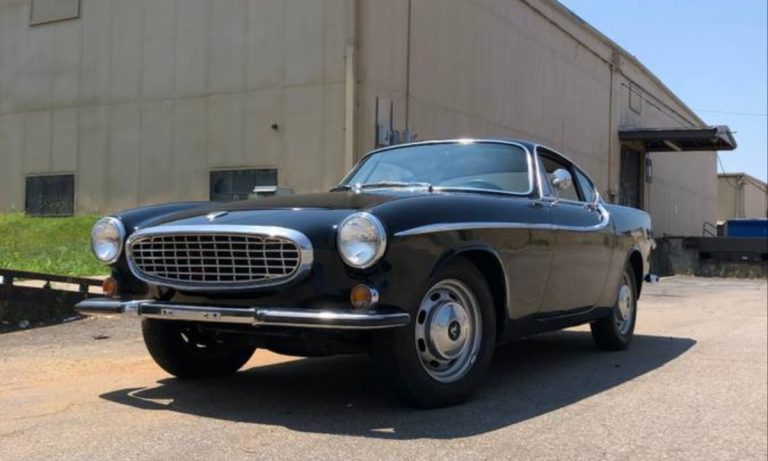 1966 Volvo P1800