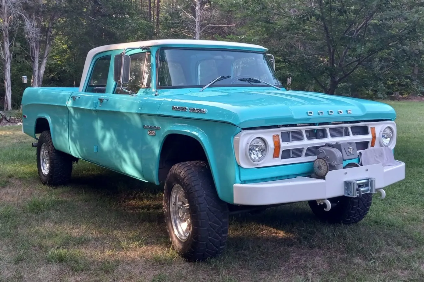 1968 Dodge W200 Power Wagon