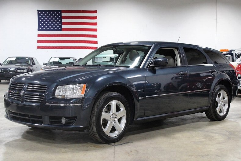 2005 2008 Dodge Magnum SRT 8