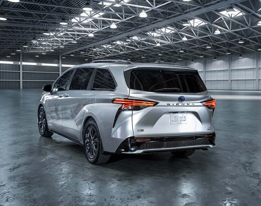 2023 Toyota Sienna