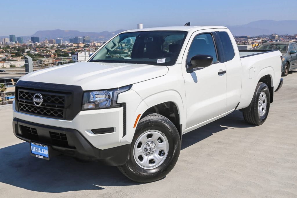 2024 Nissan Frontier S