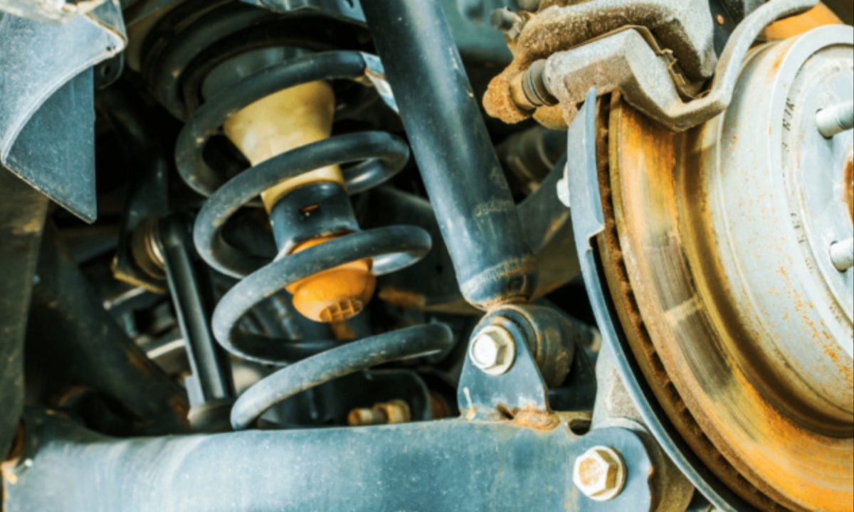 5 Common Habits That Wreck Your Car’s Suspension and How to Avoid Costly Damage