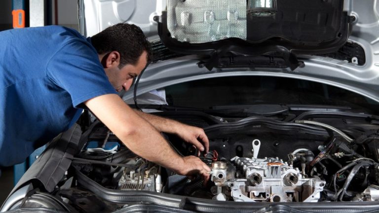 5 Tips to Avoid Expensive Car Repairs