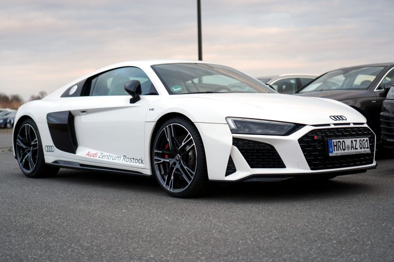 Audi R8