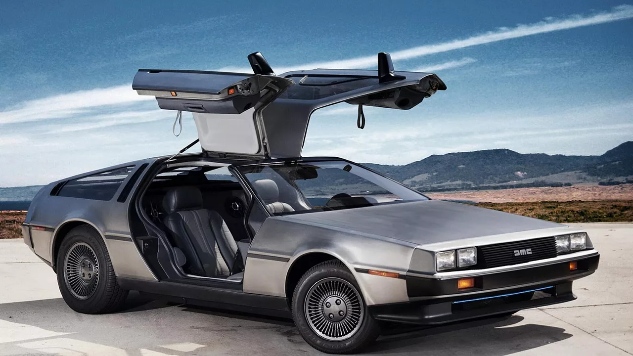 DeLorean DMC 12