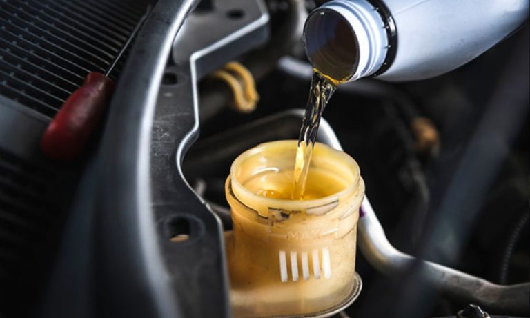 How to Identify and Fix Brake Fluid Leaks to Maintain Safety and Braking Performance (2)