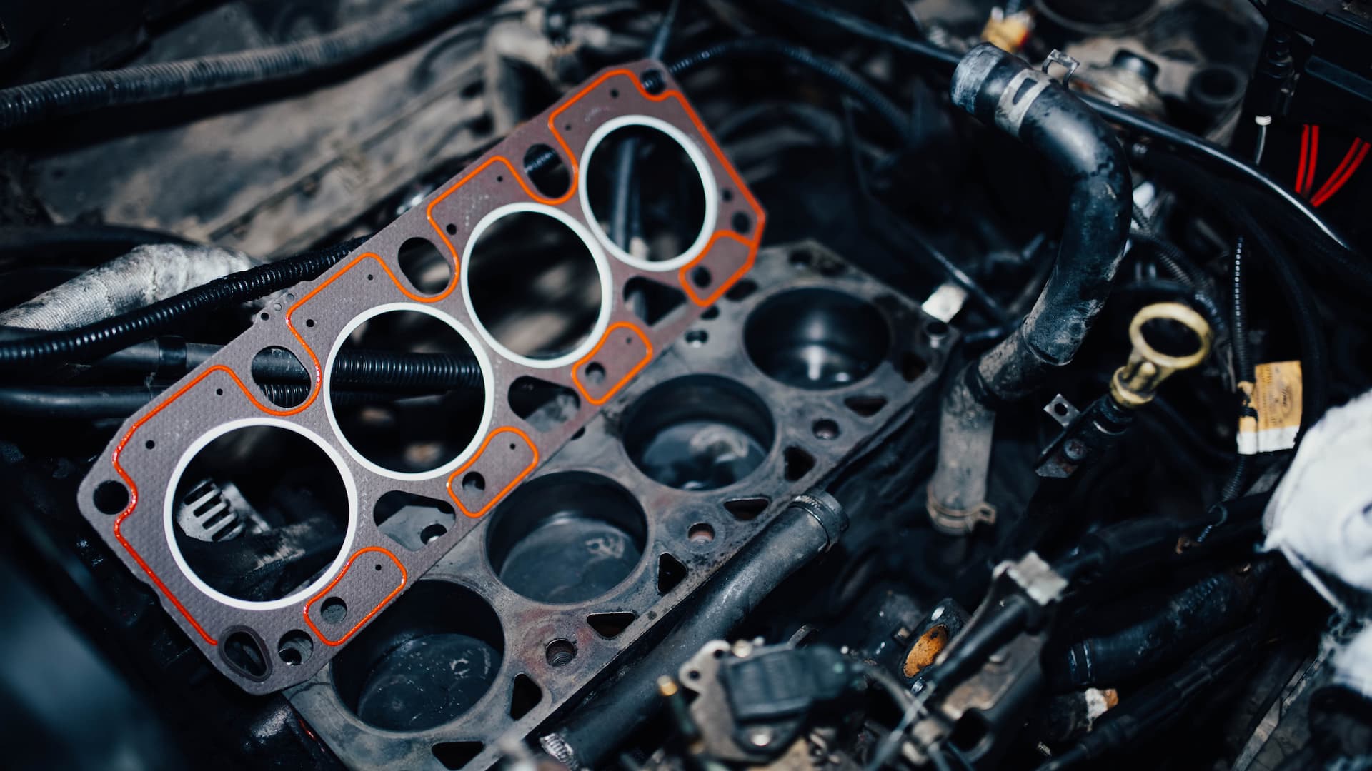 How to Replace a Head Gasket and Save Money with Proper Tools and Careful Attention1