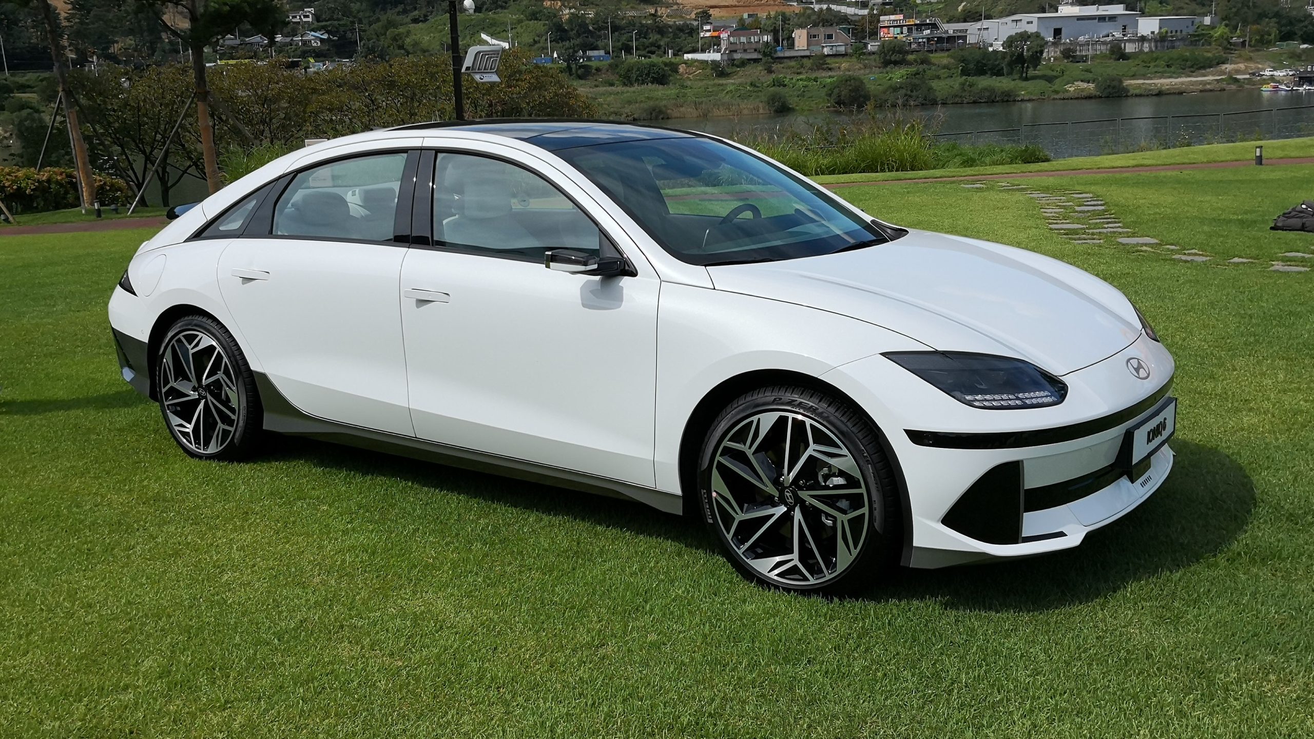 2024 Hyundai IONIQ 6