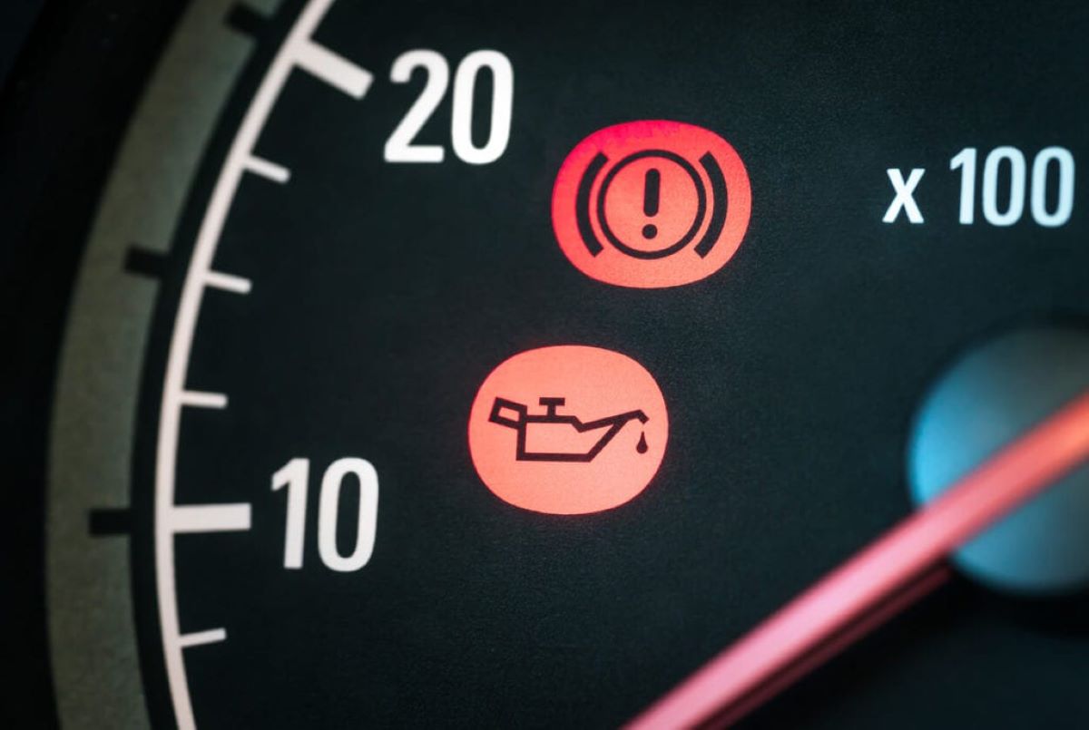 Low Oil Pressure Warning Light