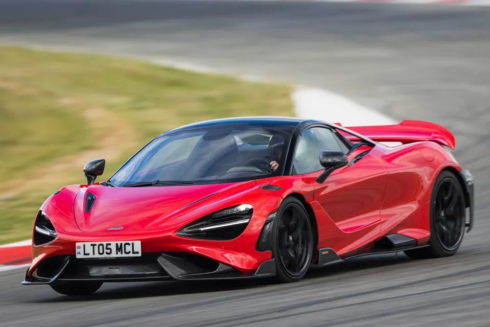 McLaren 765LT Spider