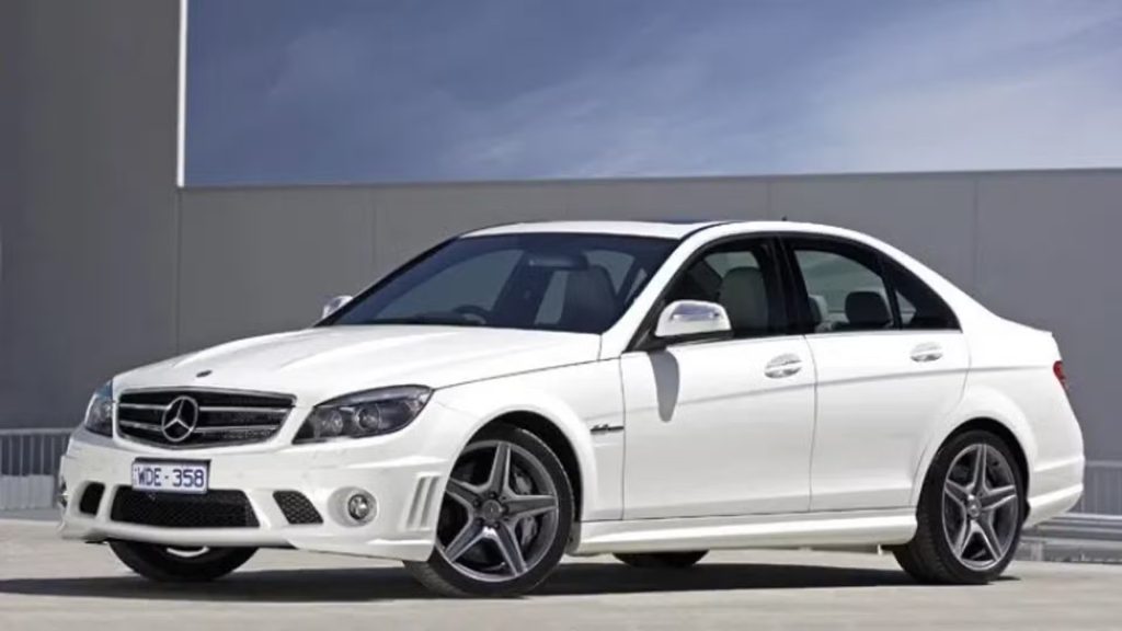 Mercedes Benz C63 AMG