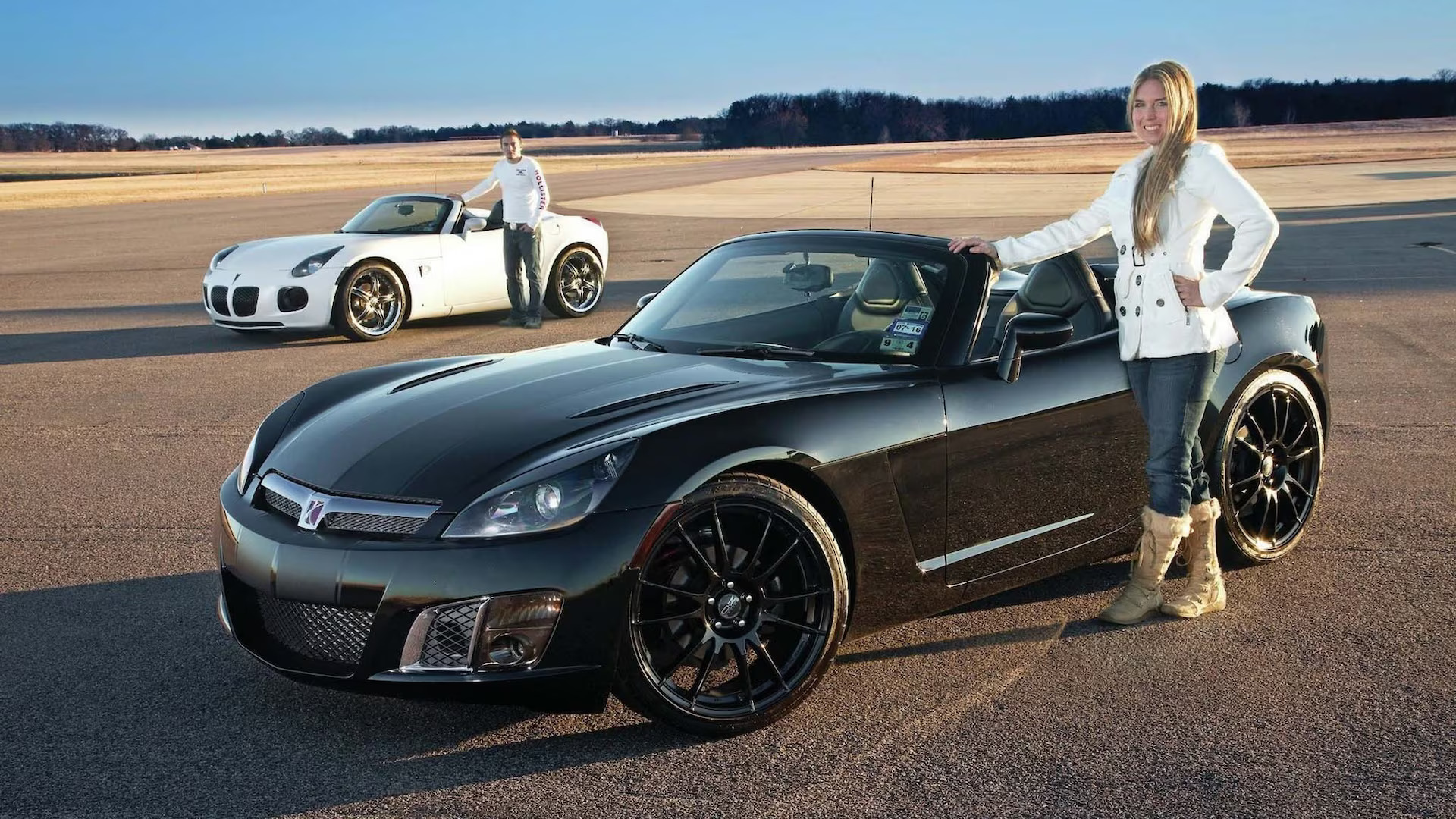 Pontiac Solstice and Saturn Sky