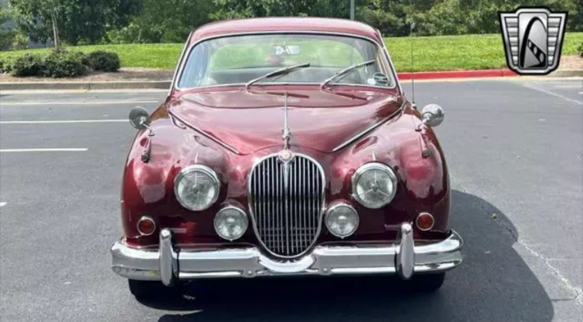 1960 Jaguar Mark II 2