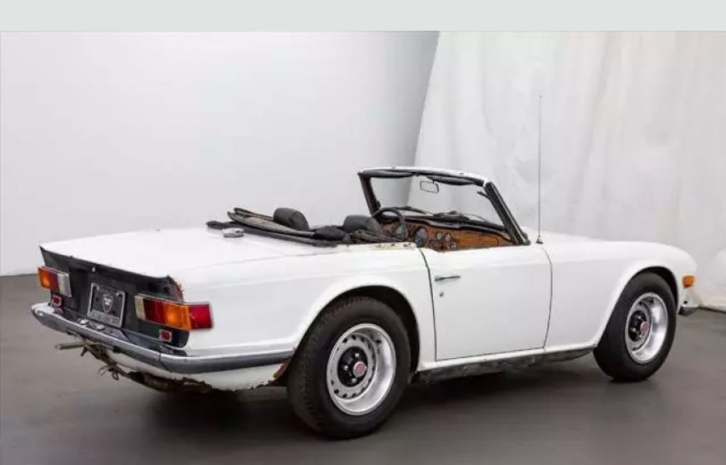 1971 Triumph TR6 2