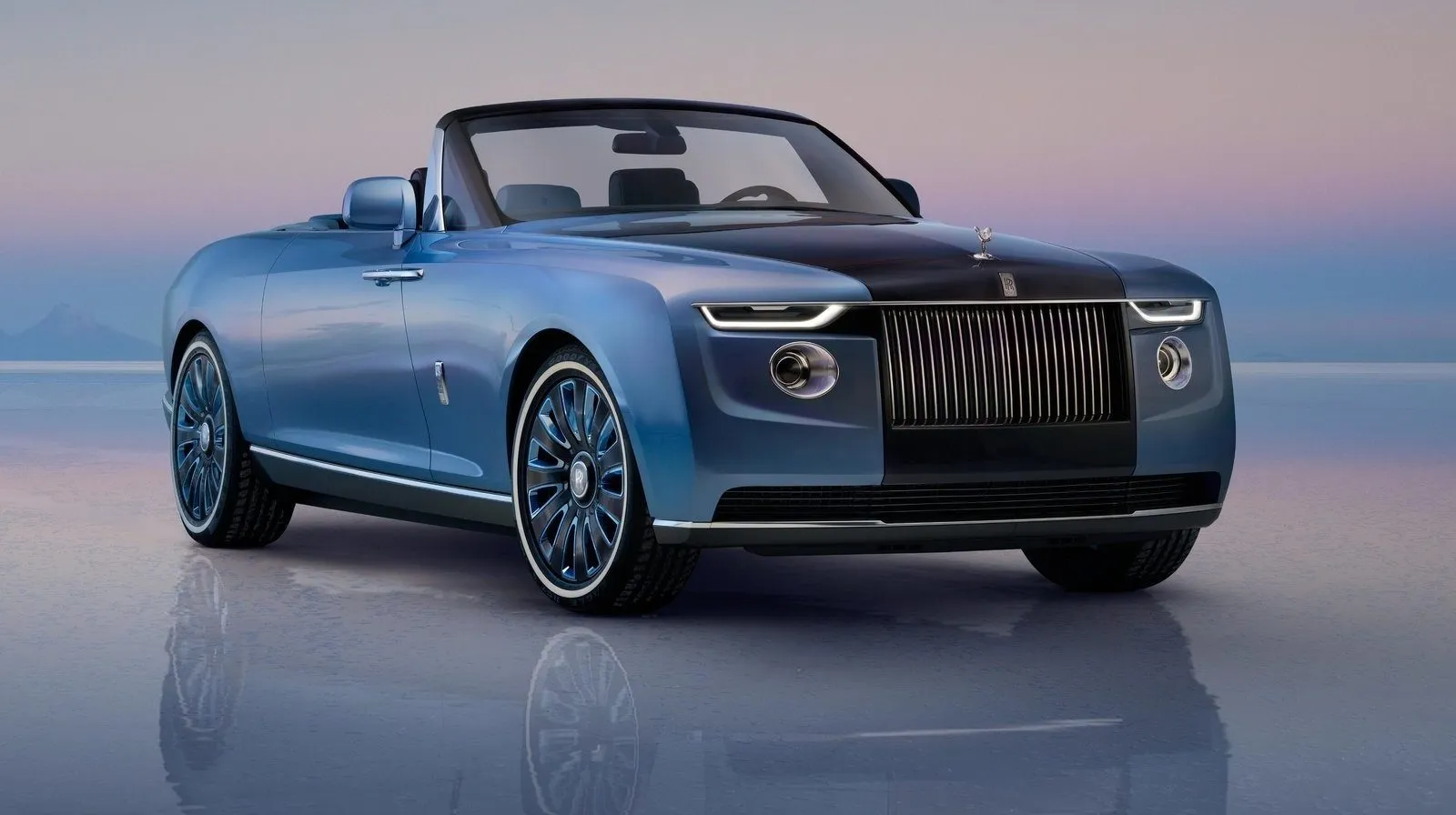 2021 Rolls Royce Boat Tail