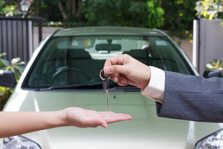 5 Things to Check When Buying a Used Car from a Private Seller