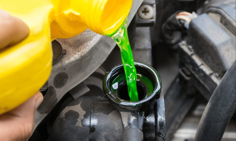 Best Antifreeze and Coolants Options for Reliable Engine Performance and Long Lasting Protection