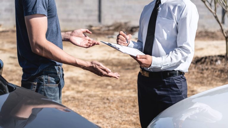 How to Negotiate the Best Price When Buying a New Car and Secure a Favorable Deal