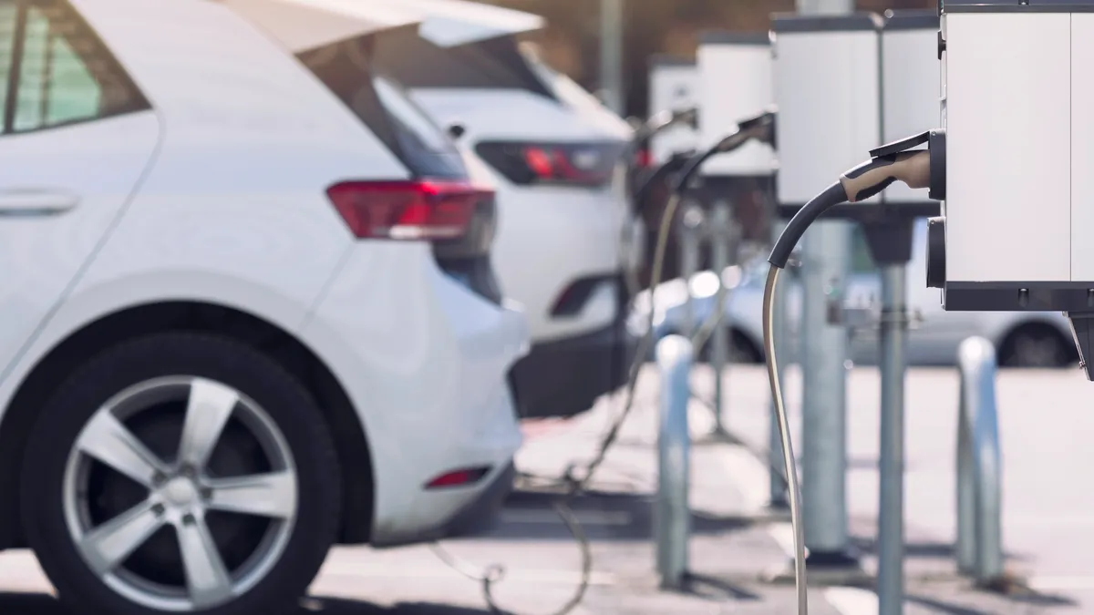 Rising EV Adoption Strains Public Charging Networks as Reliability Concerns Grow