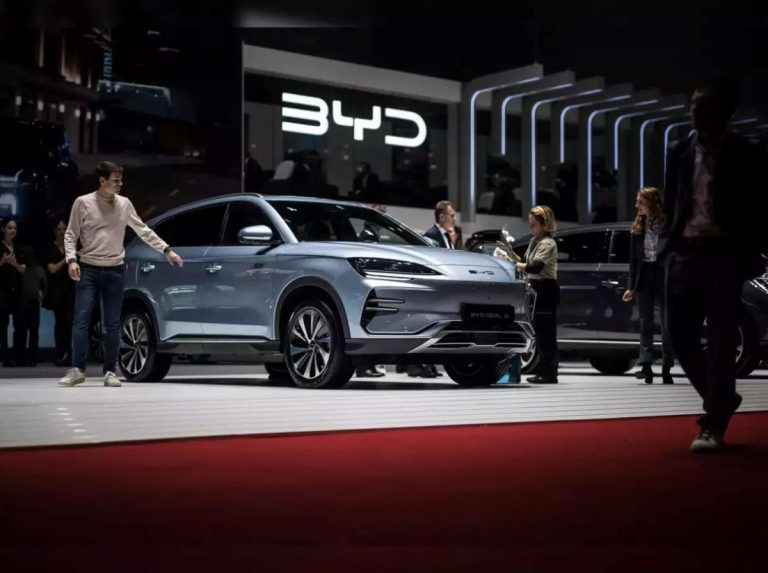 Sales of Chinese BYD Surpass Tesla's For The First Time