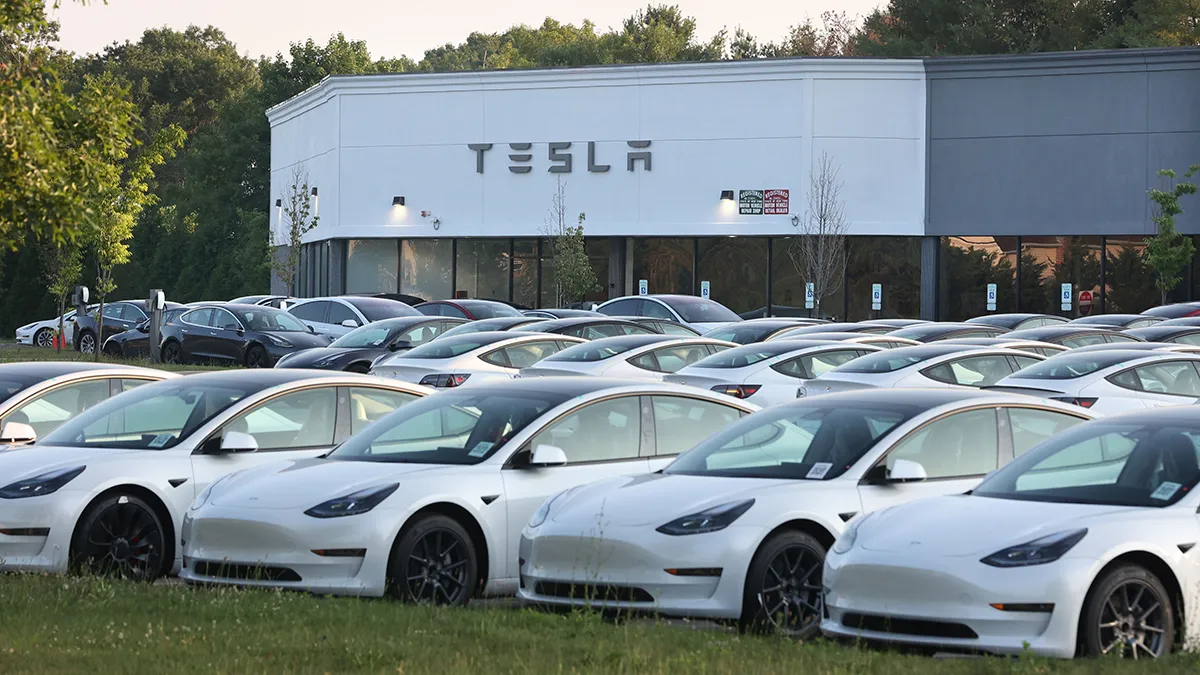 Tesla’s 2024 Sales Drop Highlights Rising Competition and Maturity in the Electric Vehicle Market1