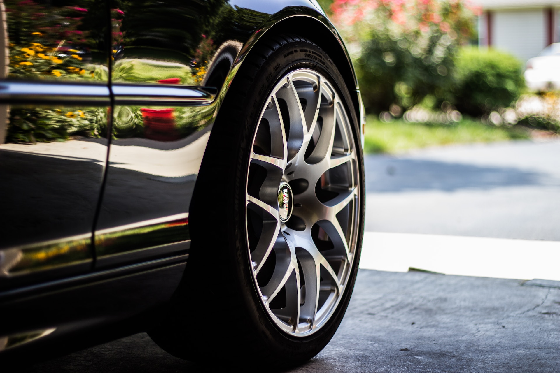 Tips for Choosing the Right Tires