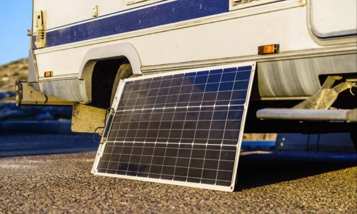 Top Solar Car Battery Chargers to Keep Your Vehicle Powered Anywhere