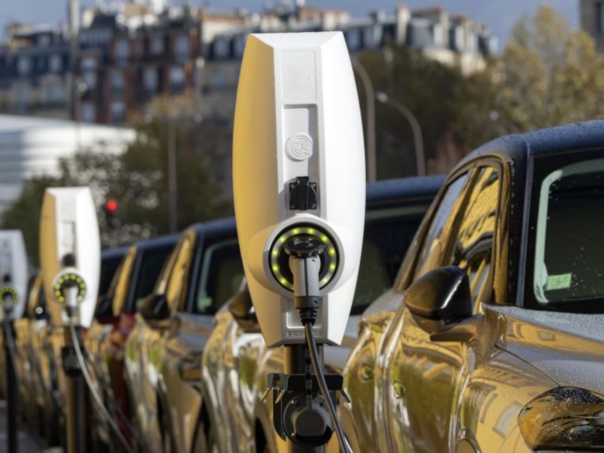 Why Some Car Manufacturers Still Refuse to Go All Electric2