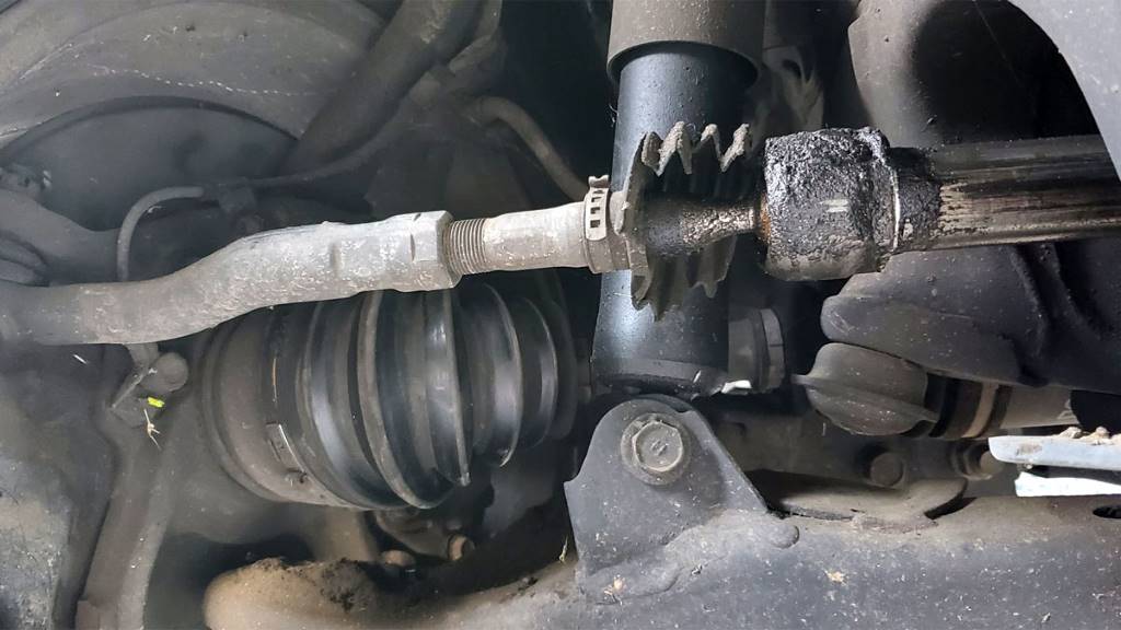 Worn-Out Steering Rack