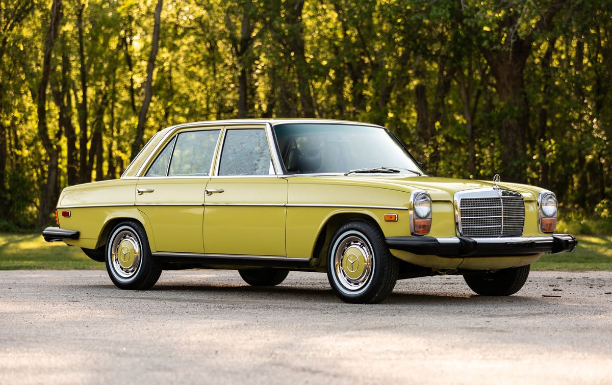 1976 Mercedes Benz 240D