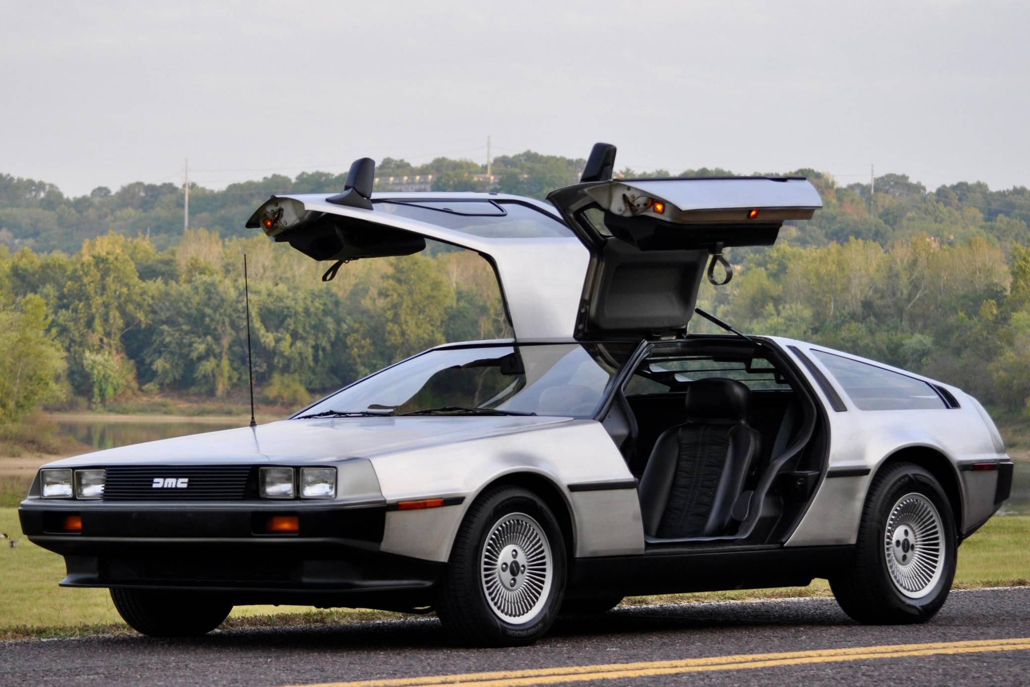 1981 DeLorean DMC 12