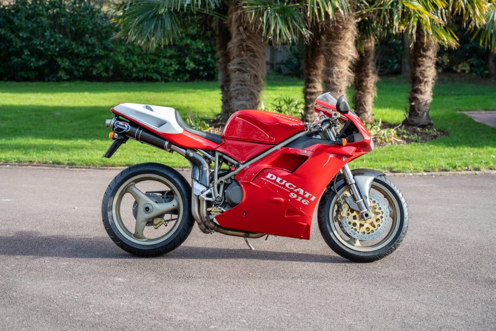 1994 1996 Ducati 916