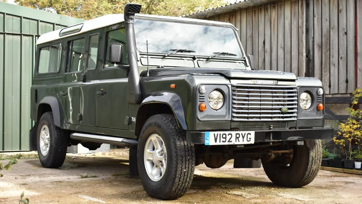 2000 2001 Land Rover Defender 130