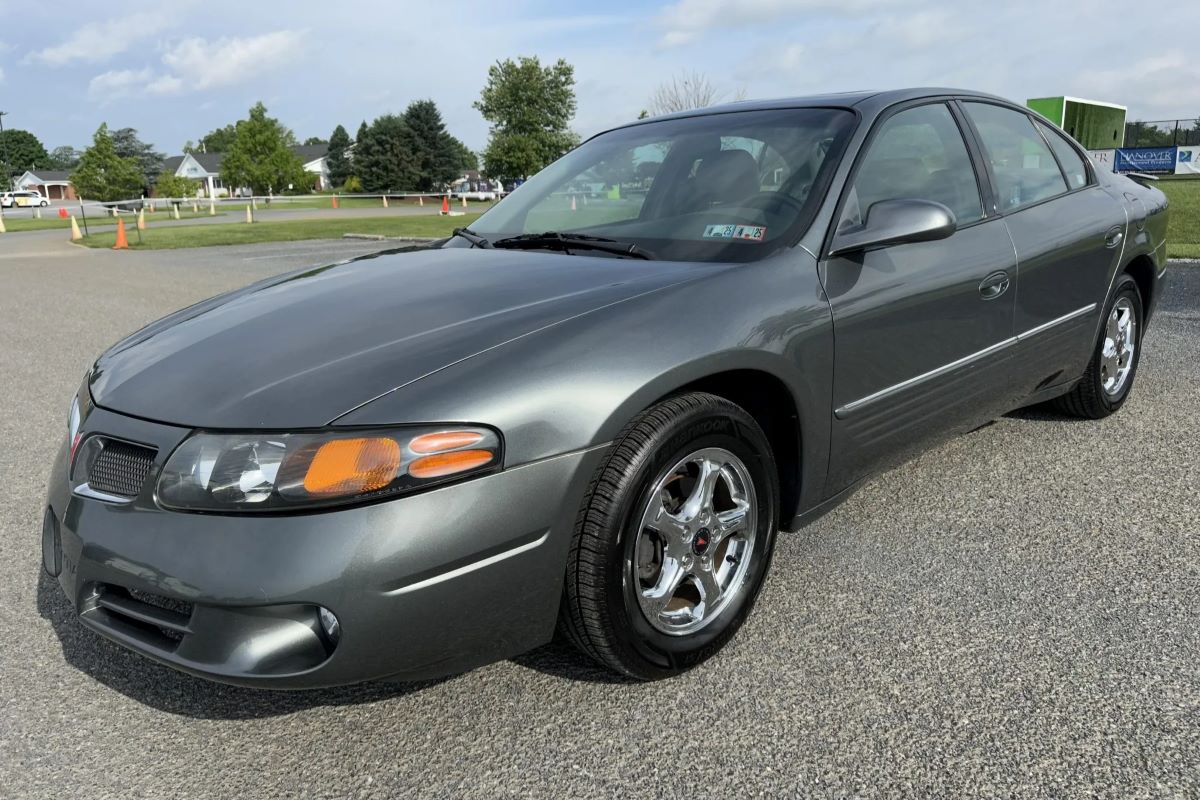 2004 Pontiac Bonneville