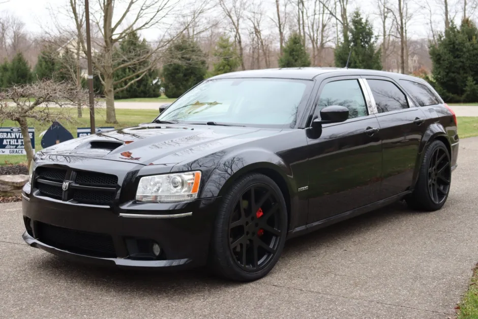 2008 Dodge Magnum SRT 8