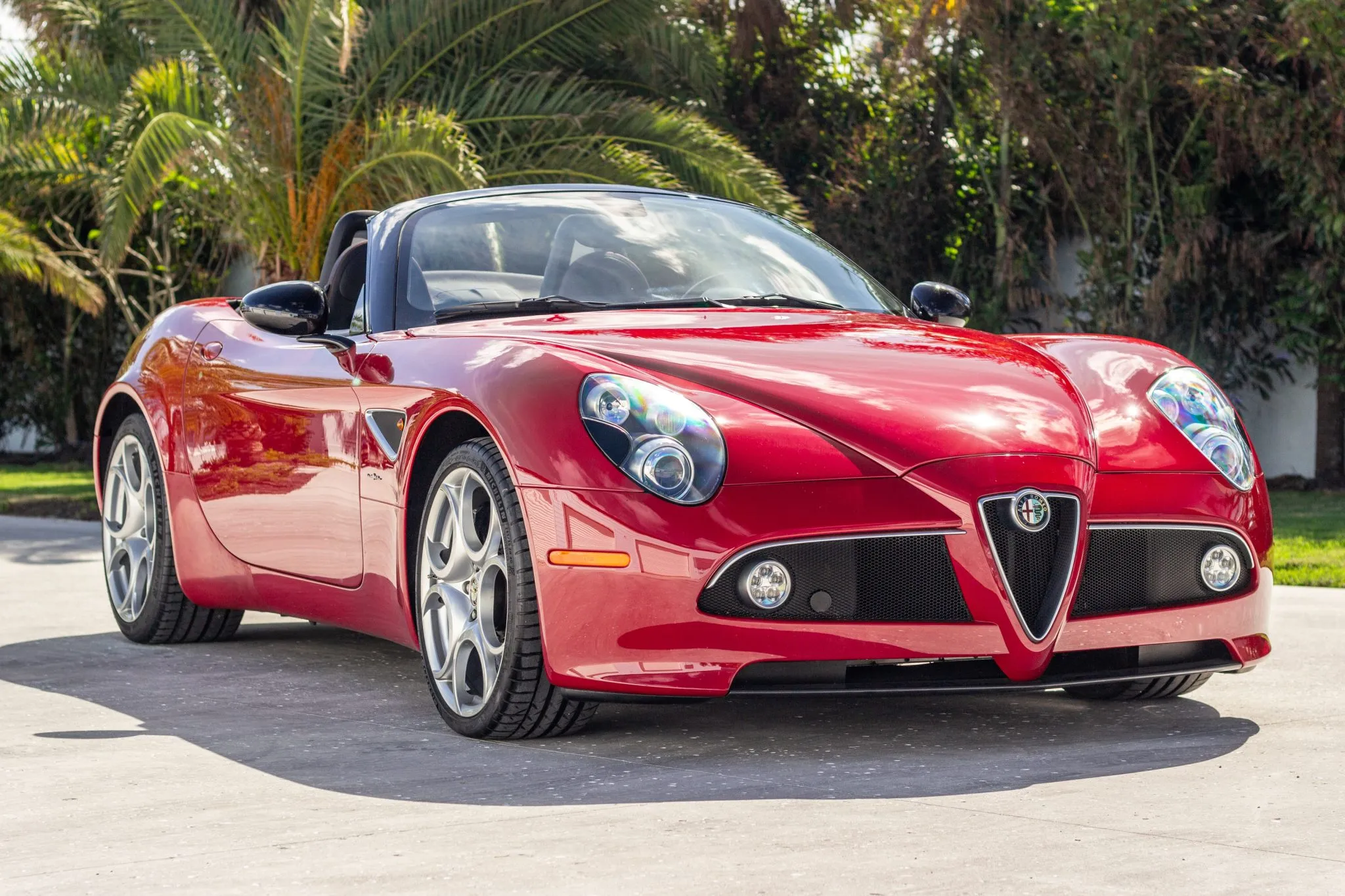 2010 Alfa Romeo 8C Spider Roadster