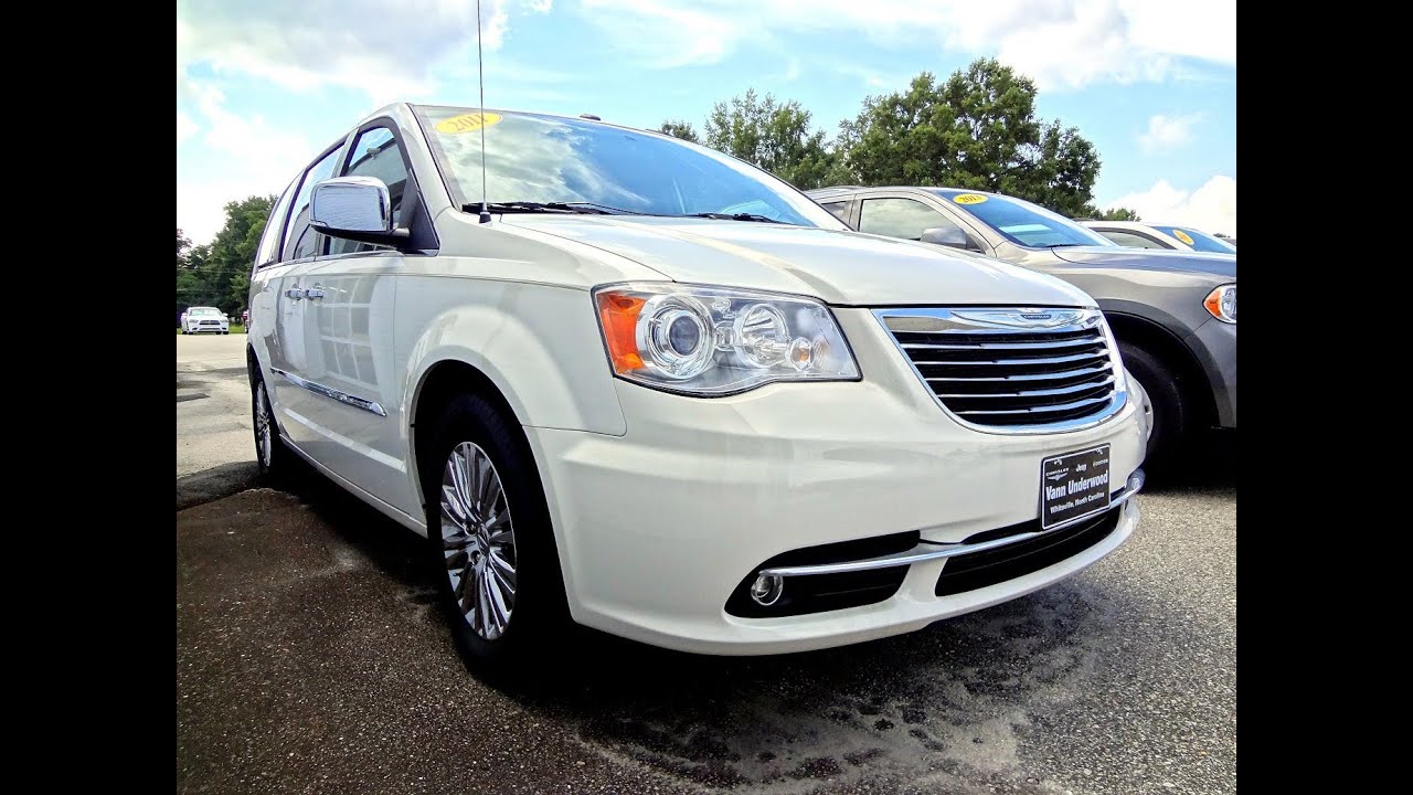 2011 Chrysler Town & Country