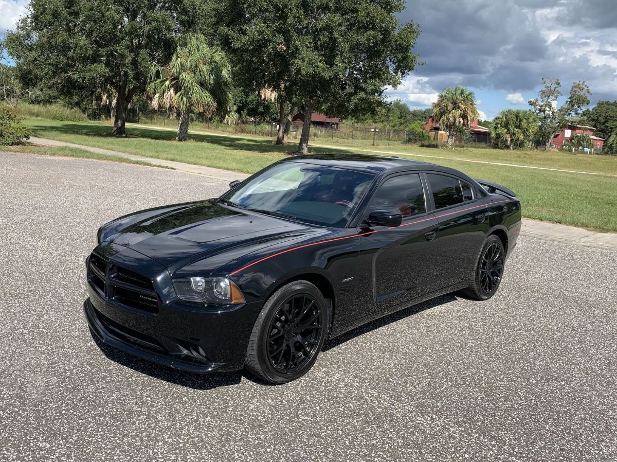 2012 Dodge Charger R T